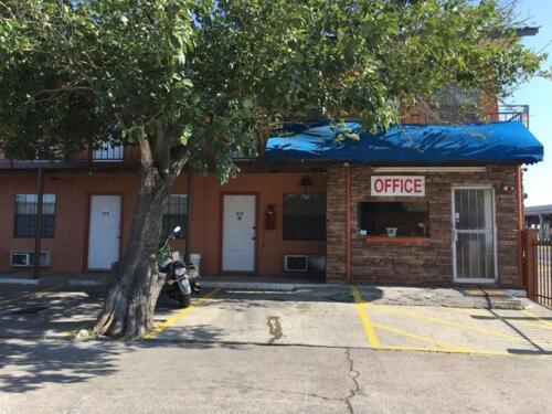Loma Alta Motel Ларедо Екстер'єр фото