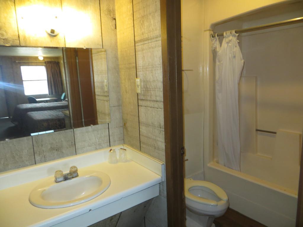 Loma Alta Motel Ларедо Номер фото
